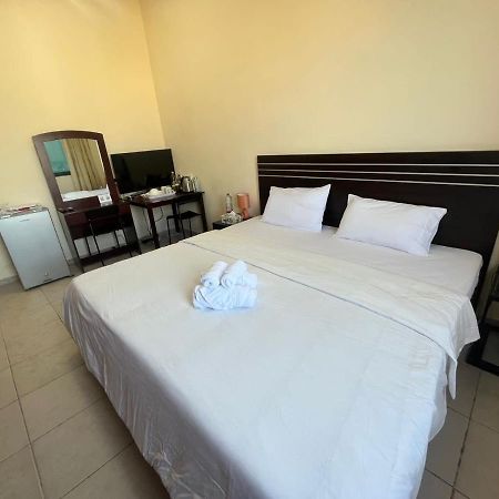 Master Room Attached Bathroom Dubai Luaran gambar